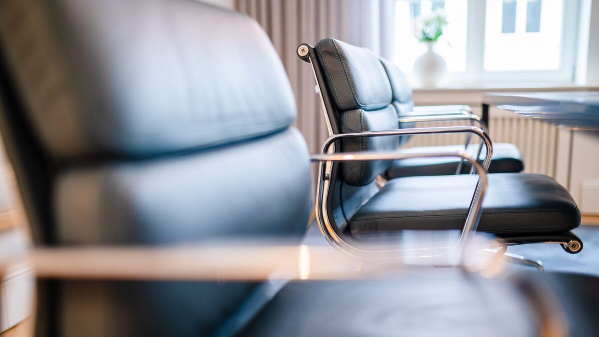 Business Services – Branchenexpertise Loy & Co